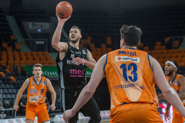 战术革新 战术革新