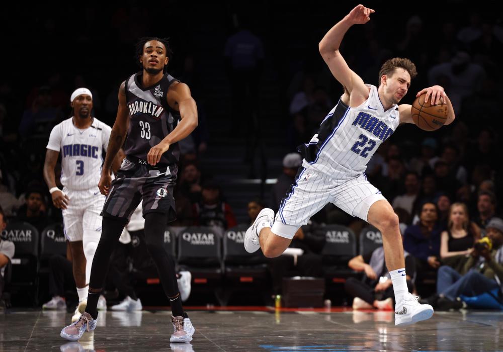 端为球队提 端为球队提